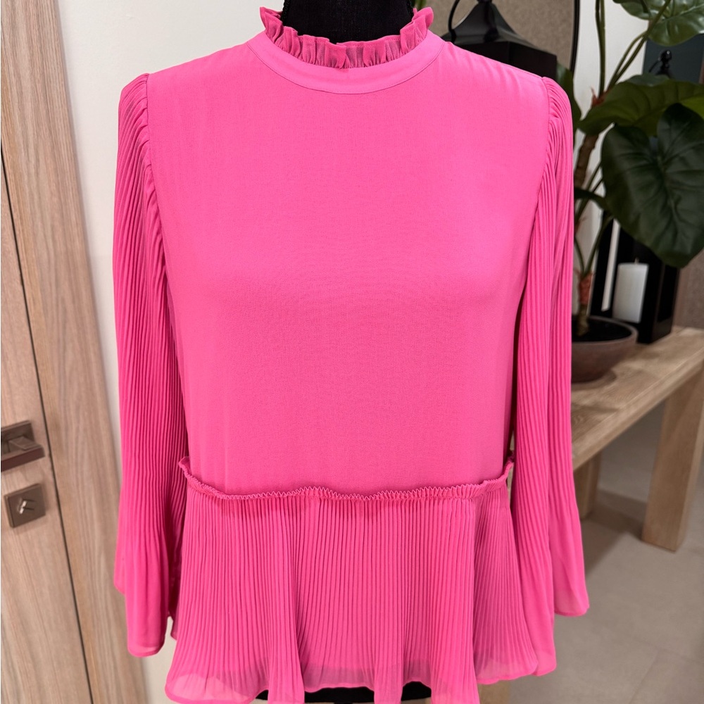 Ann Taylor Shirt, Size Medium Petite, Pink